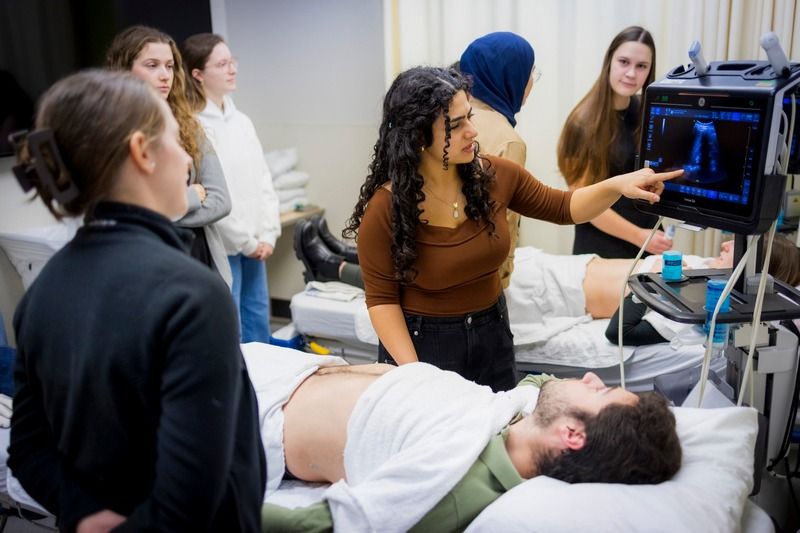 Une cohorte record en médecine de famille : Sherbrooke se distingue dans le jumelage 2025